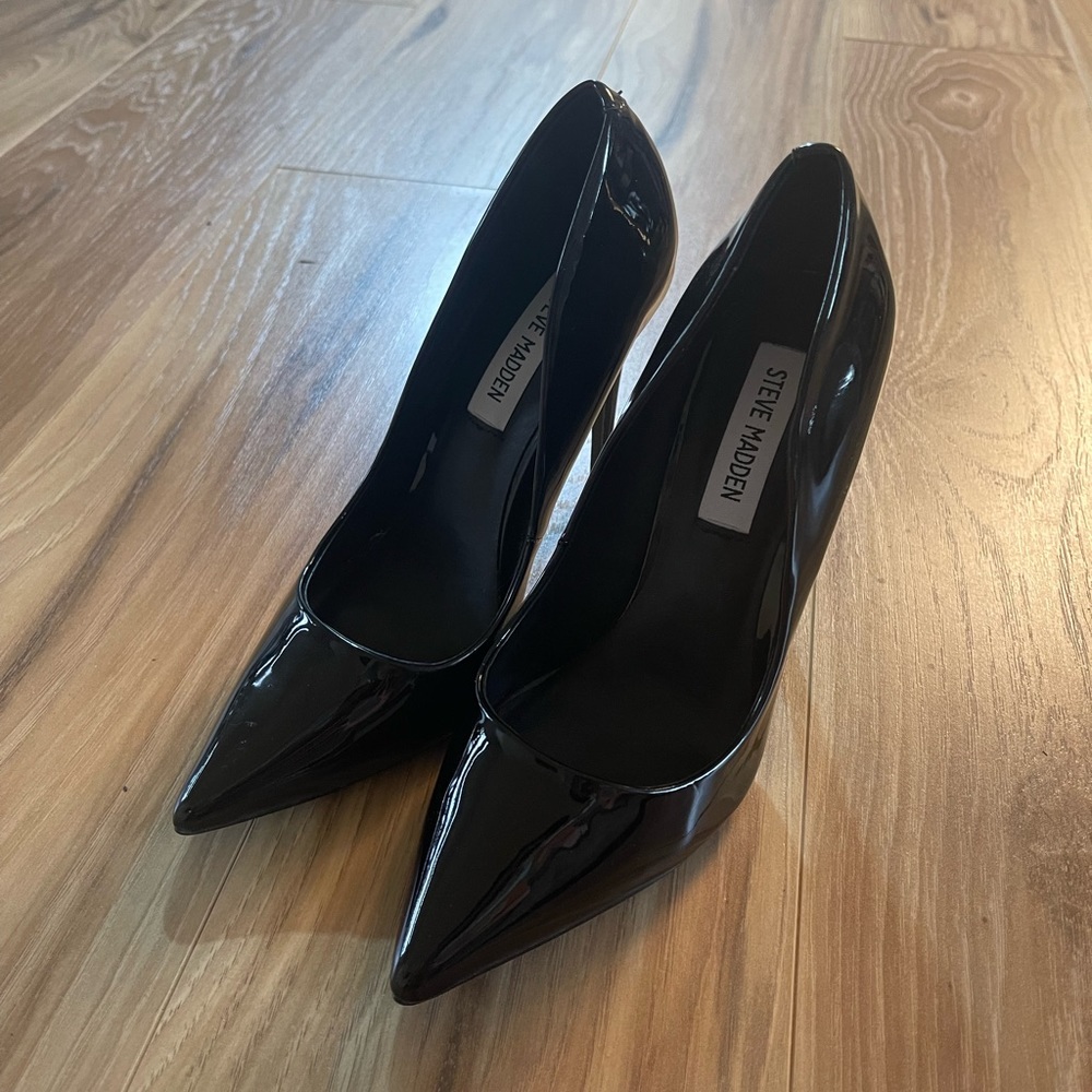 Steve Madden DAISIE BLACK PATENT BLACK PATENT size: 6